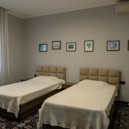 Royal Aparthotel Vlorë Eksteriør billede
