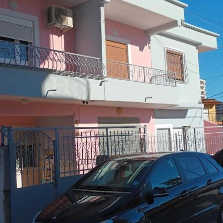 Royal Aparthotel Vlorë Eksteriør billede