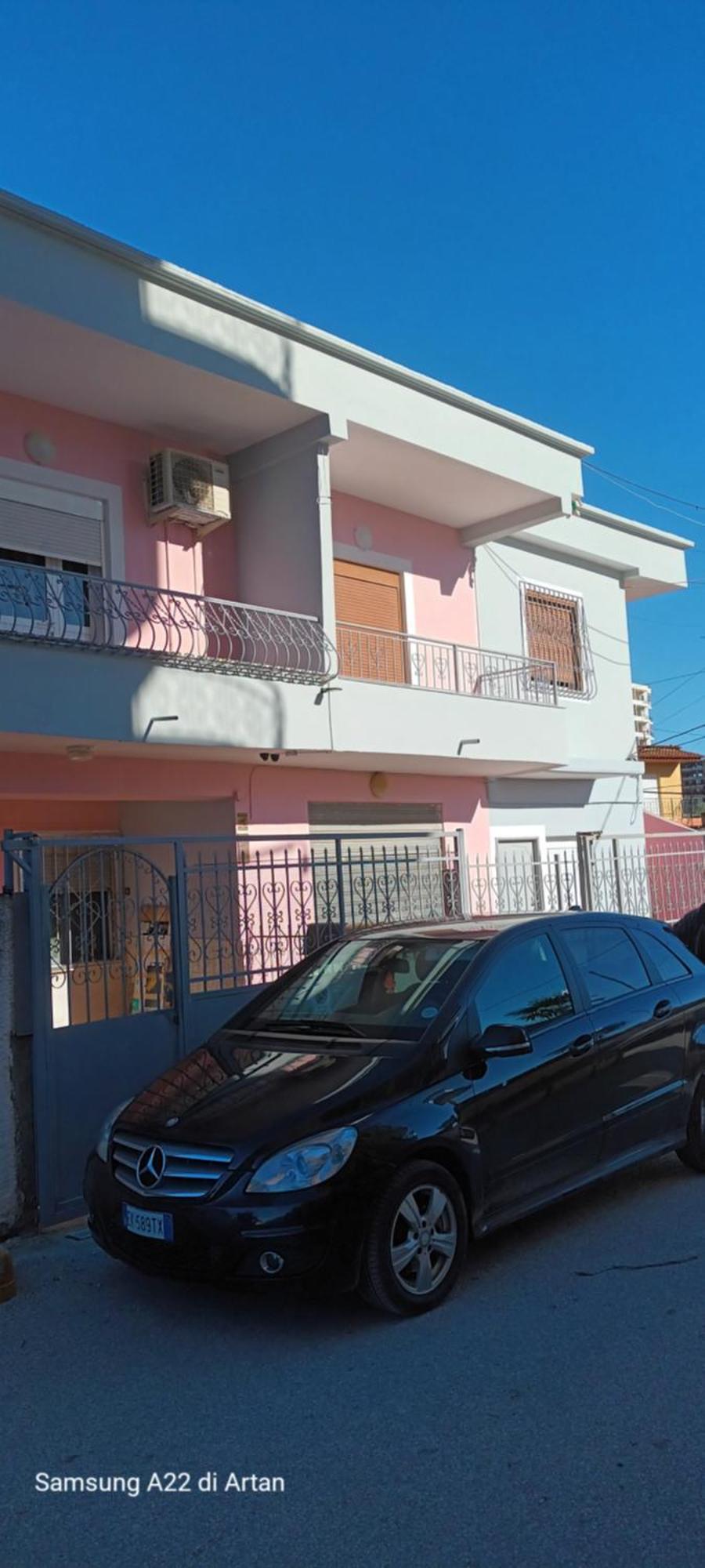 Royal Aparthotel Vlorë Eksteriør billede