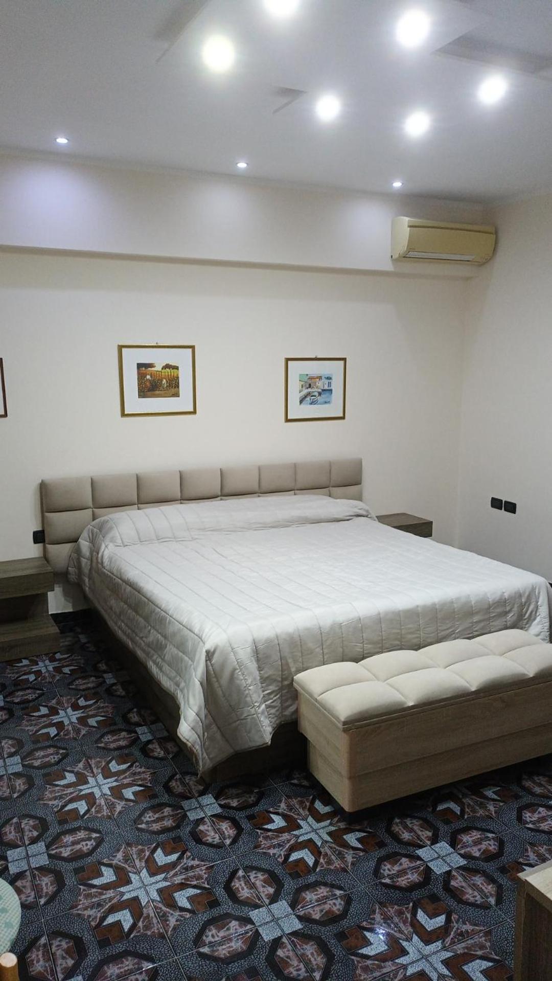 Royal Aparthotel Vlorë Eksteriør billede