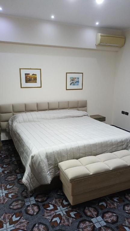 Royal Aparthotel Vlorë Eksteriør billede